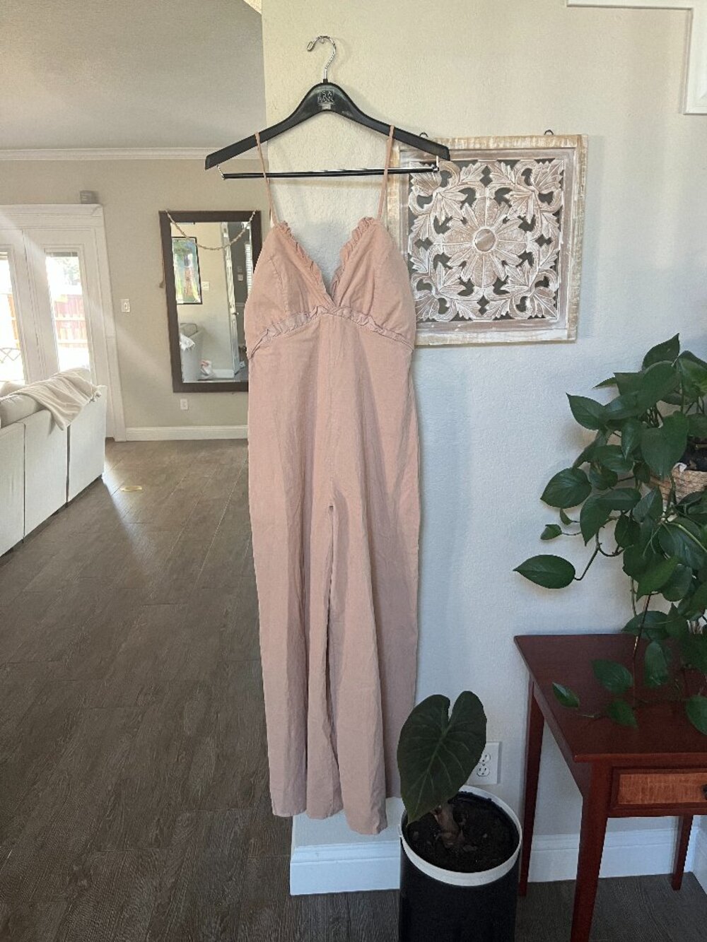 Free People Movement dusty rose ruffle jumpsuit size Large